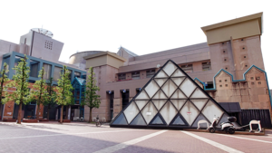 外観素材写真切り抜き.png